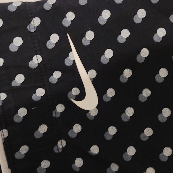 Nike polka dot capri yoga pants - Picture 3 of 3